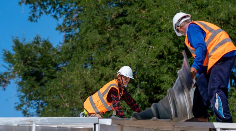 Professional residential roofers in Byesville, OH